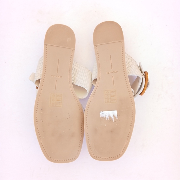 Dolce Vita Revolve Perris Ivory Embossed Sandals - Picture 7 of 7